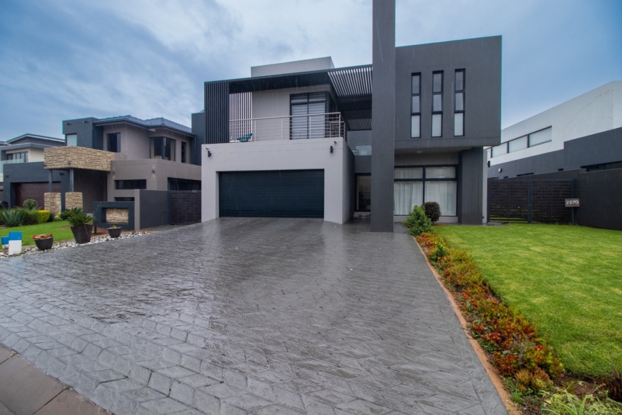 5 Bedroom Property for Sale in Swallow Hills Lifestyle Estate Gauteng