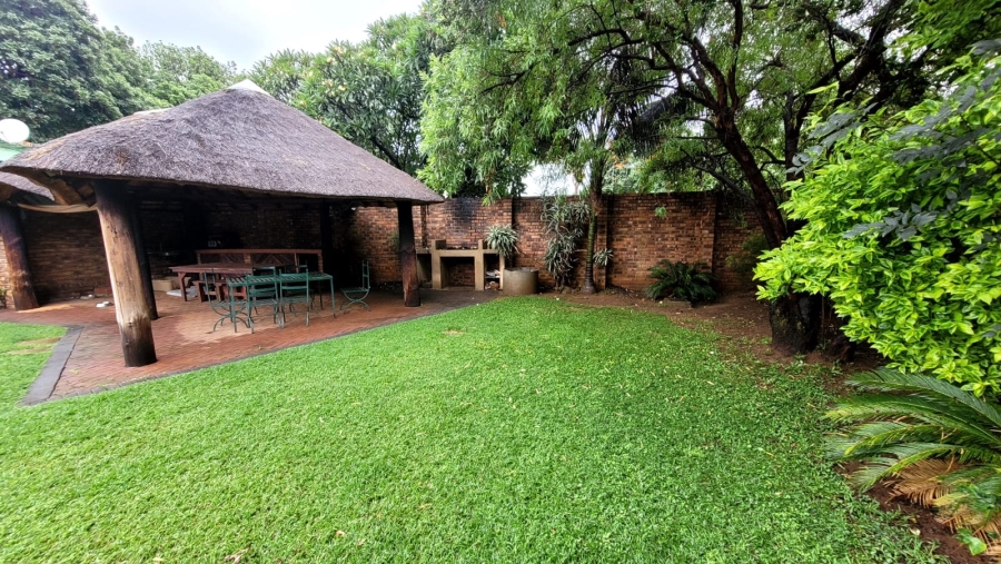 4 Bedroom Property for Sale in Sinoville Gauteng