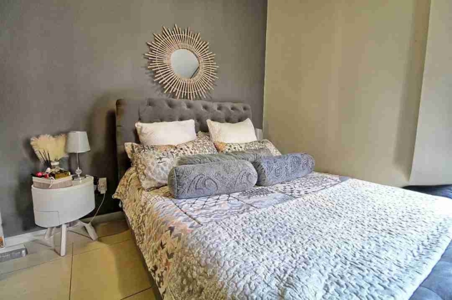 1 Bedroom Property for Sale in Rivonia Gauteng