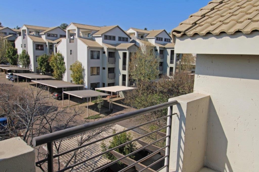 To Let 1 Bedroom Property for Rent in Bryanston Gauteng