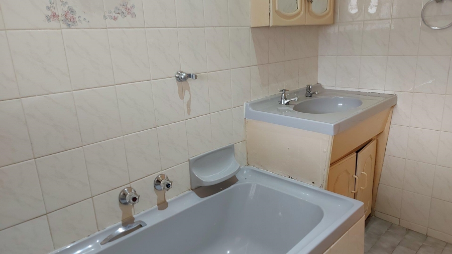 3 Bedroom Property for Sale in Northmead Gauteng