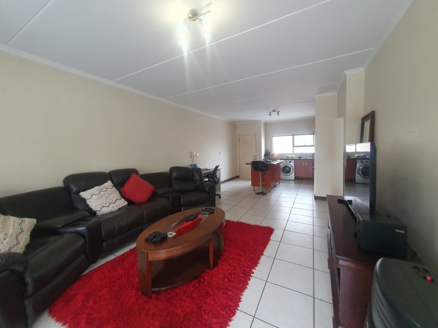 To Let 2 Bedroom Property for Rent in Sunninghill Gauteng