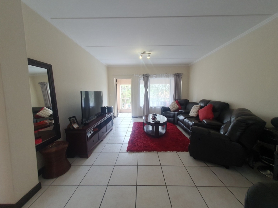 To Let 2 Bedroom Property for Rent in Sunninghill Gauteng