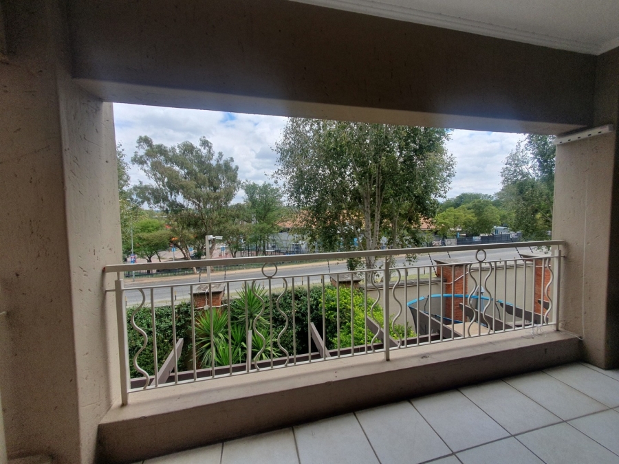 To Let 2 Bedroom Property for Rent in Sunninghill Gauteng