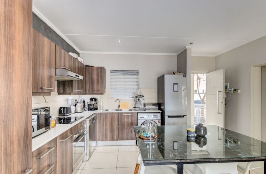 2 Bedroom Property for Sale in Sandown Gauteng