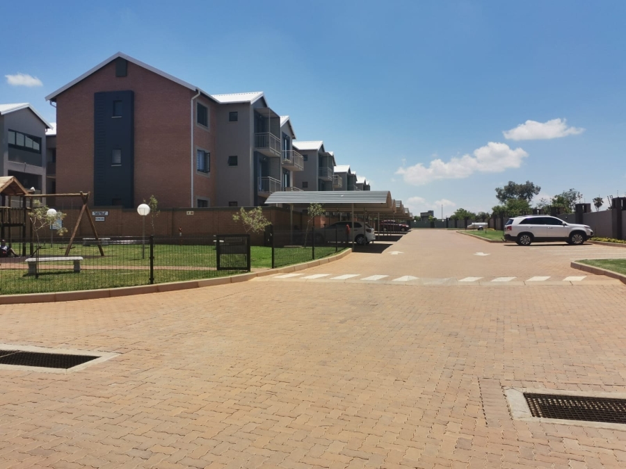 2 Bedroom Property for Sale in Roodepark Eco Estate Gauteng