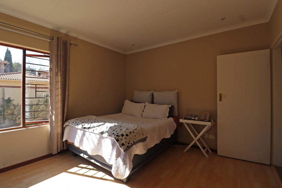 To Let 4 Bedroom Property for Rent in Edenburg Gauteng