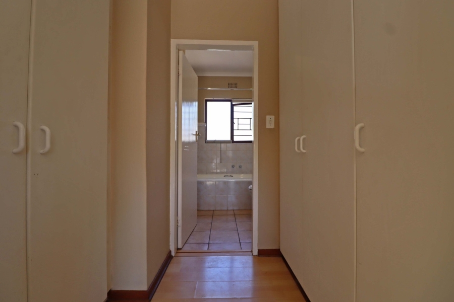 To Let 4 Bedroom Property for Rent in Edenburg Gauteng