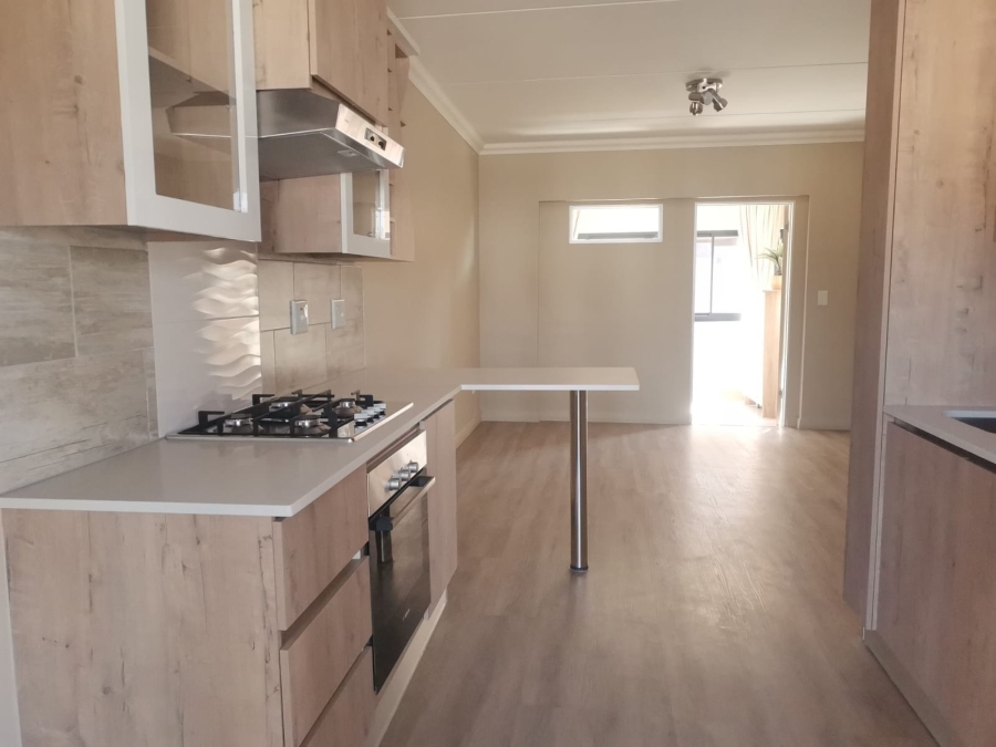 2 Bedroom Property for Sale in Kameeldrift East Gauteng