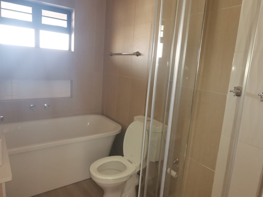 2 Bedroom Property for Sale in Kameeldrift East Gauteng