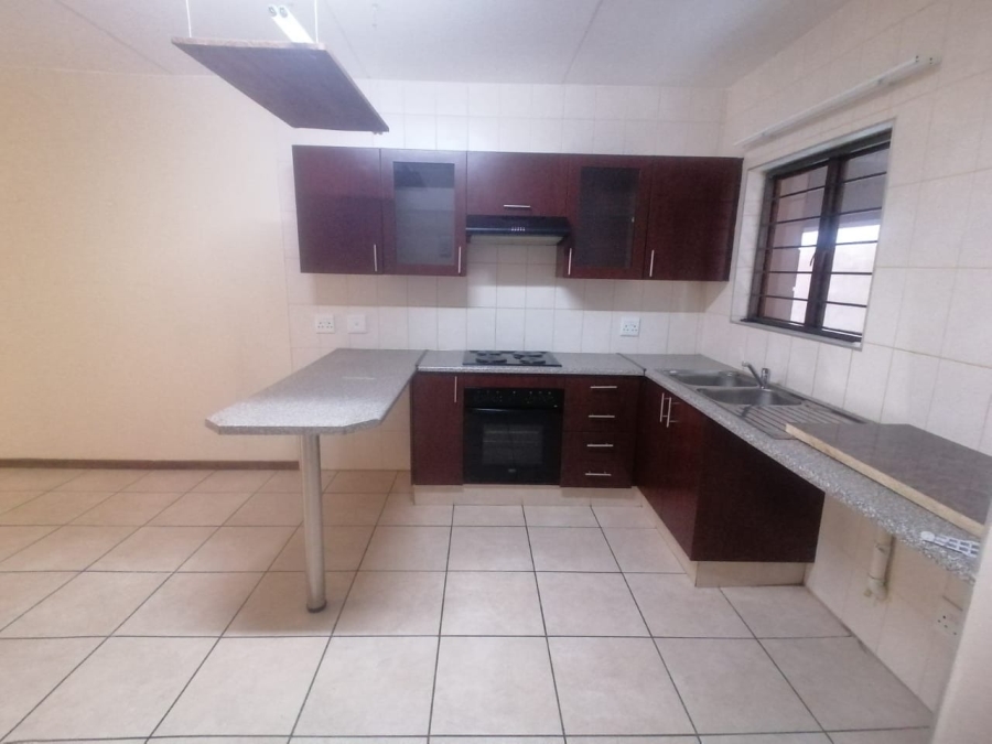 To Let 2 Bedroom Property for Rent in Dalview Gauteng