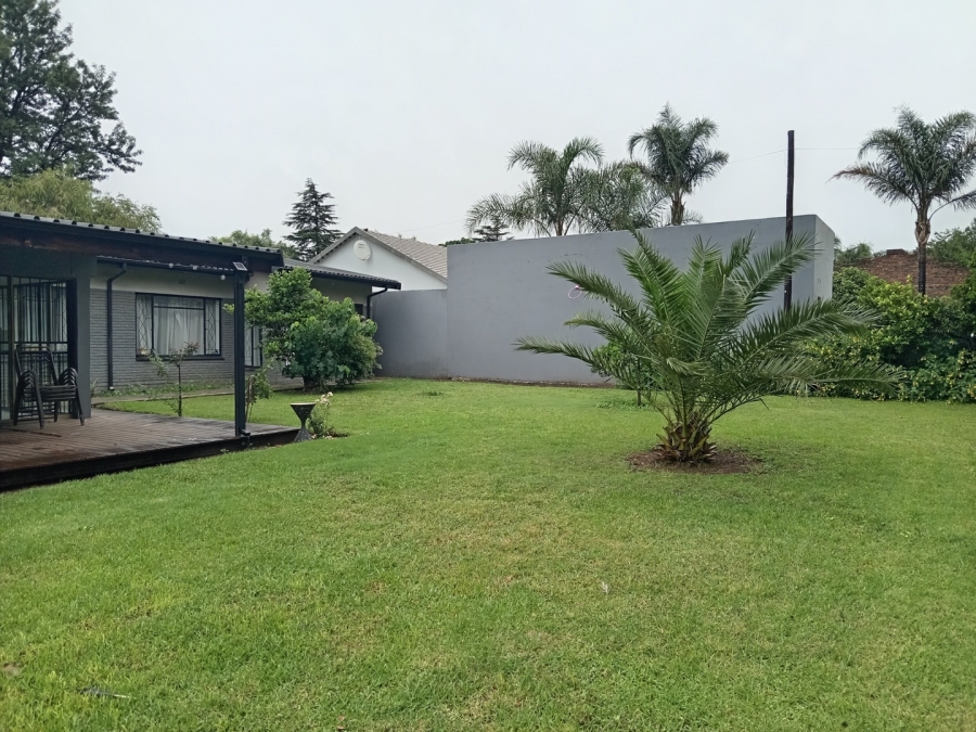 3 Bedroom Property for Sale in Selcourt Gauteng