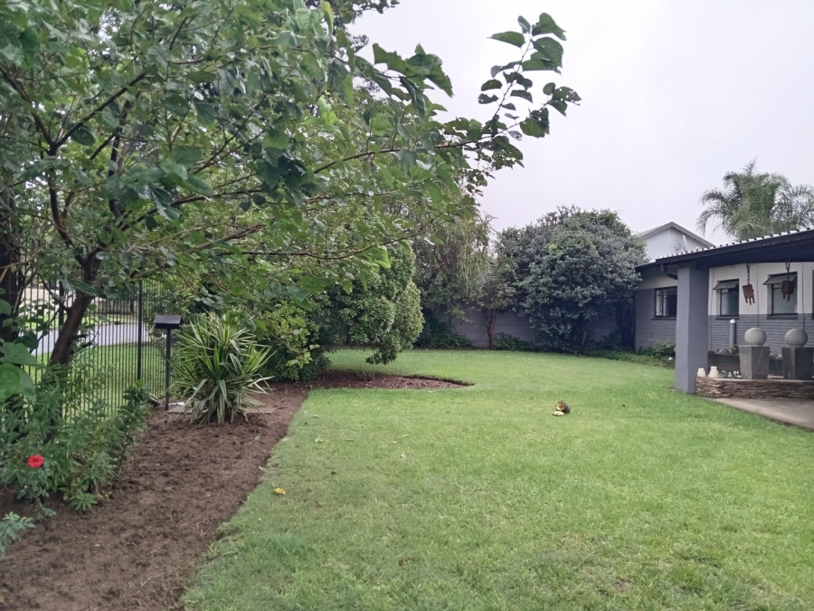 3 Bedroom Property for Sale in Selcourt Gauteng