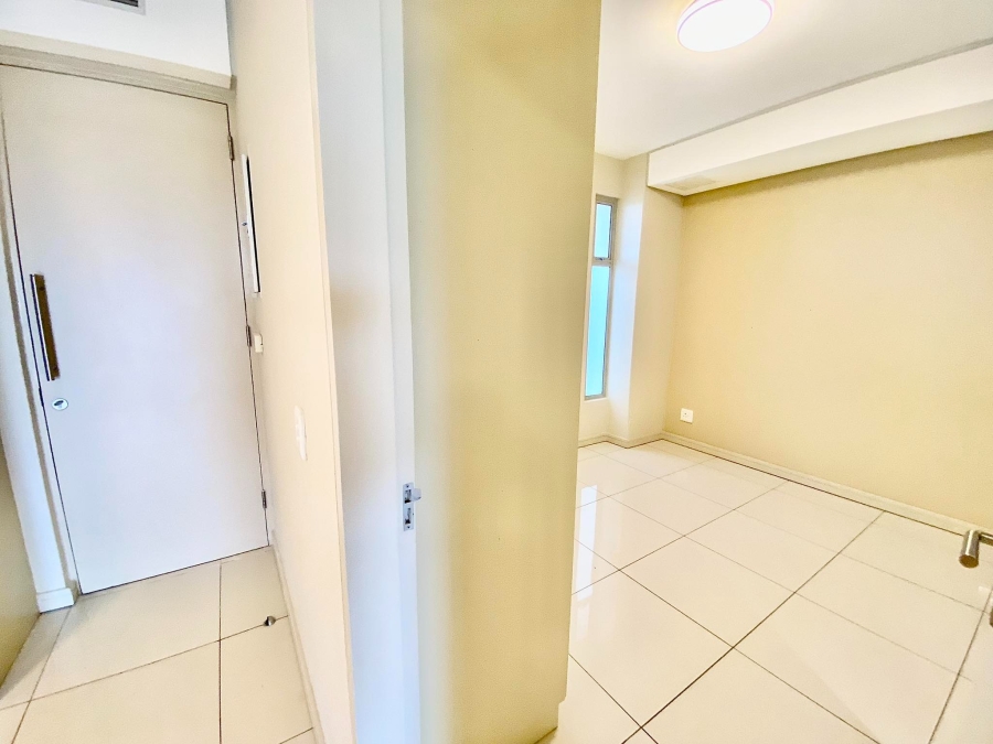 To Let 2 Bedroom Property for Rent in Rosebank Gauteng