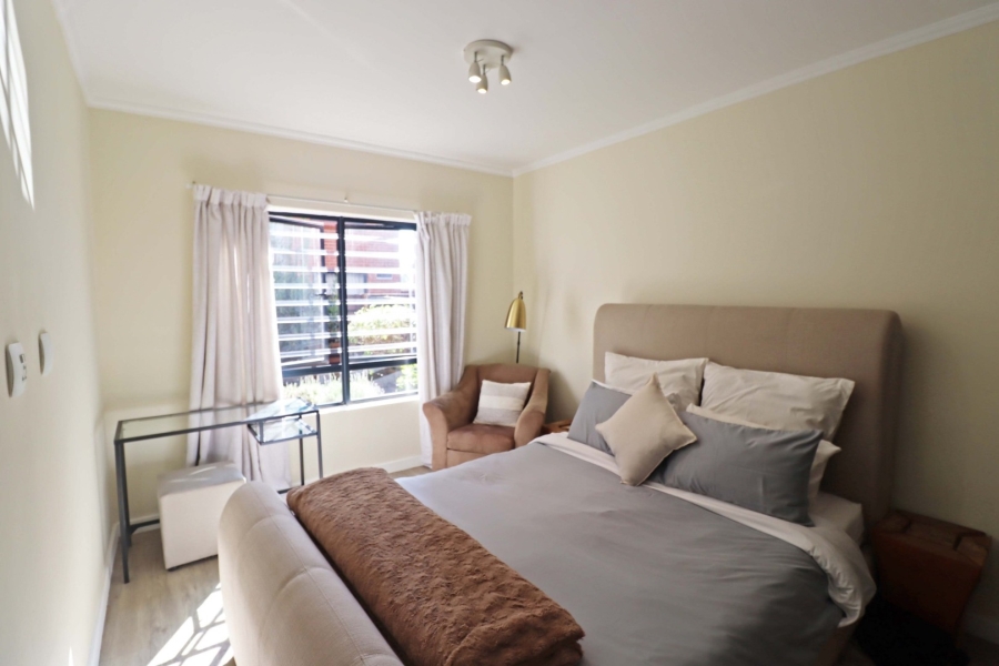 1 Bedroom Property for Sale in Bryanston Gauteng