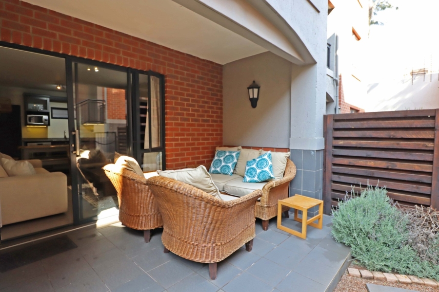 1 Bedroom Property for Sale in Bryanston Gauteng