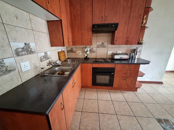 3 Bedroom Property for Sale in Brackendowns Gauteng