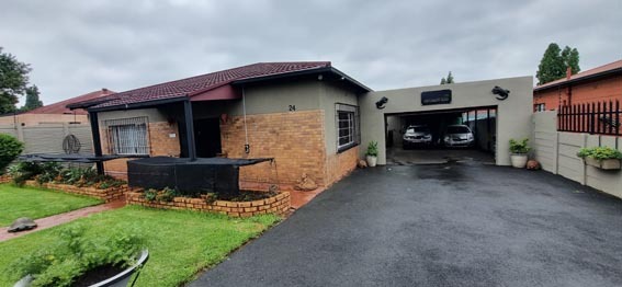 3 Bedroom Property for Sale in Florentia Gauteng