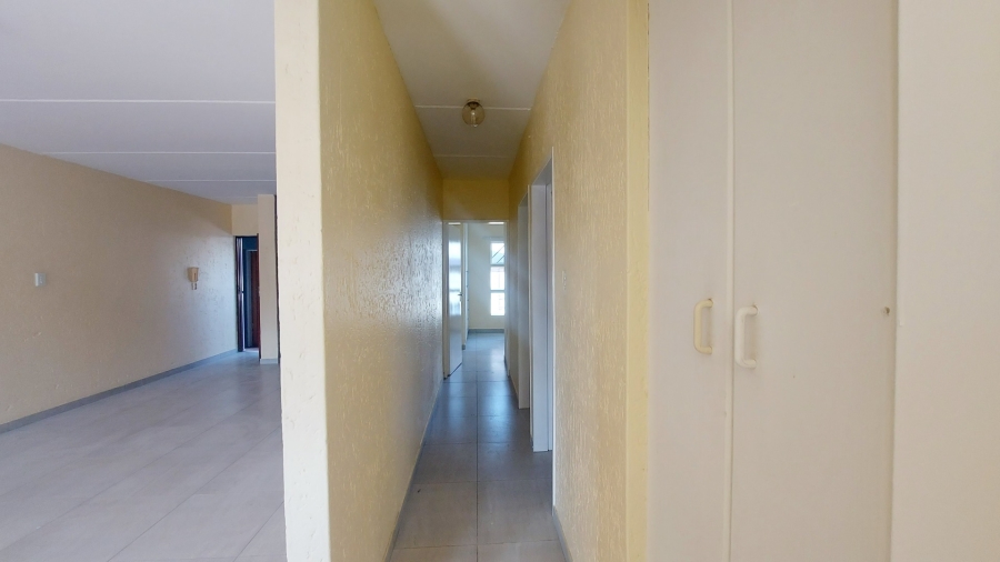 To Let 3 Bedroom Property for Rent in Mulbarton Gauteng