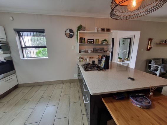 4 Bedroom Property for Sale in Verwoerdpark Gauteng