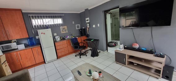 4 Bedroom Property for Sale in Verwoerdpark Gauteng