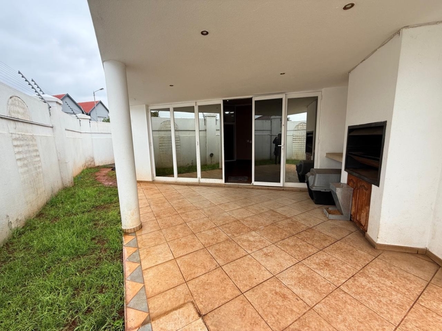 3 Bedroom Property for Sale in Alberante Gauteng