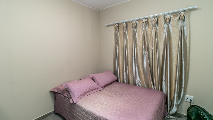 To Let 2 Bedroom Property for Rent in Vorna Valley Gauteng