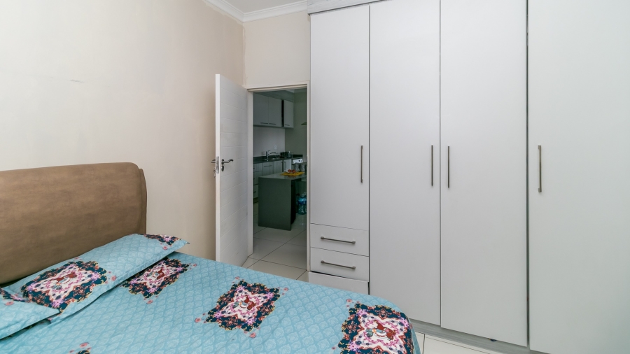 To Let 2 Bedroom Property for Rent in Vorna Valley Gauteng