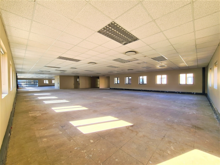 To Let commercial Property for Rent in Strubensvallei Gauteng