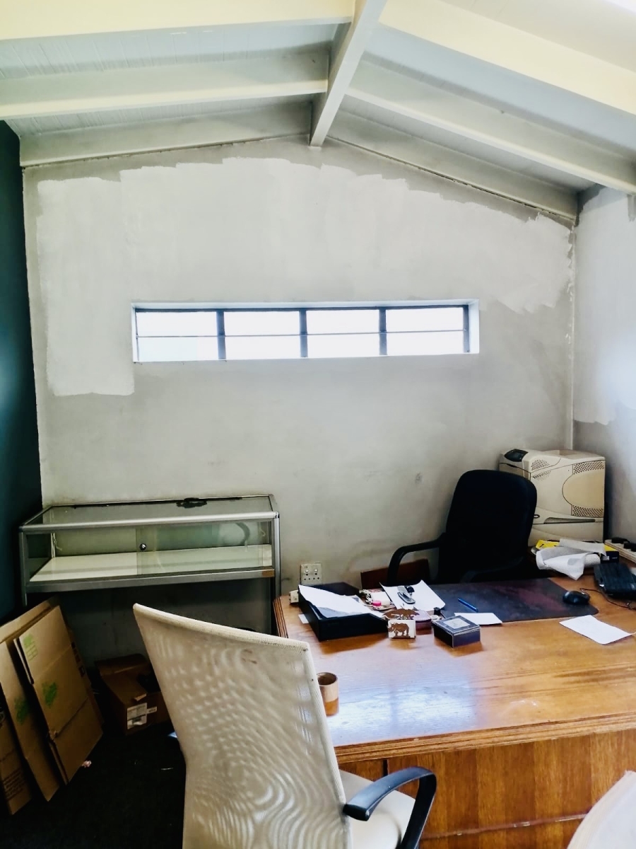 To Let commercial Property for Rent in Blairgowrie Gauteng