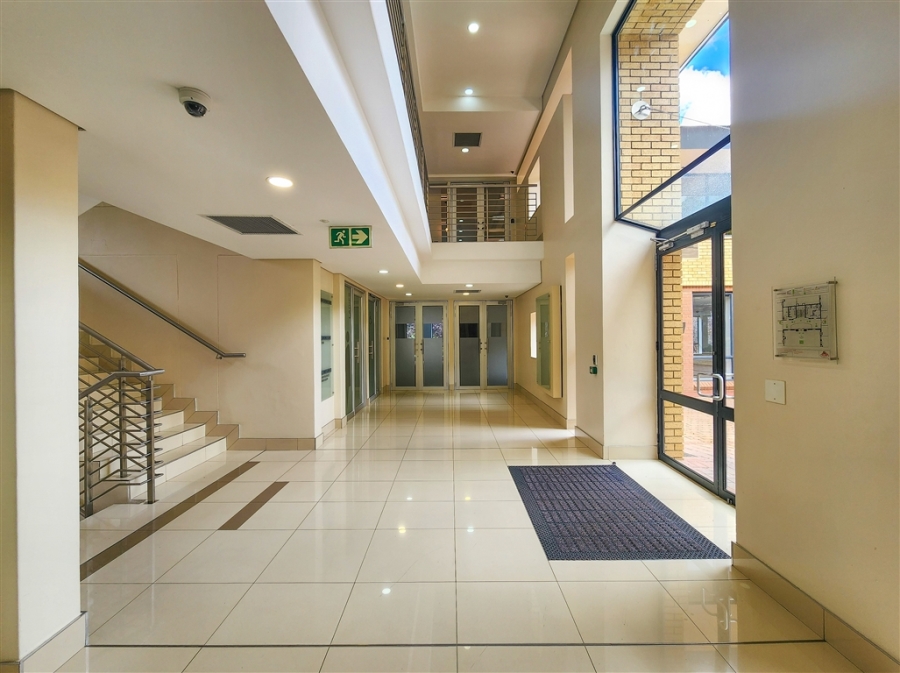 To Let commercial Property for Rent in Constantia Kloof Gauteng