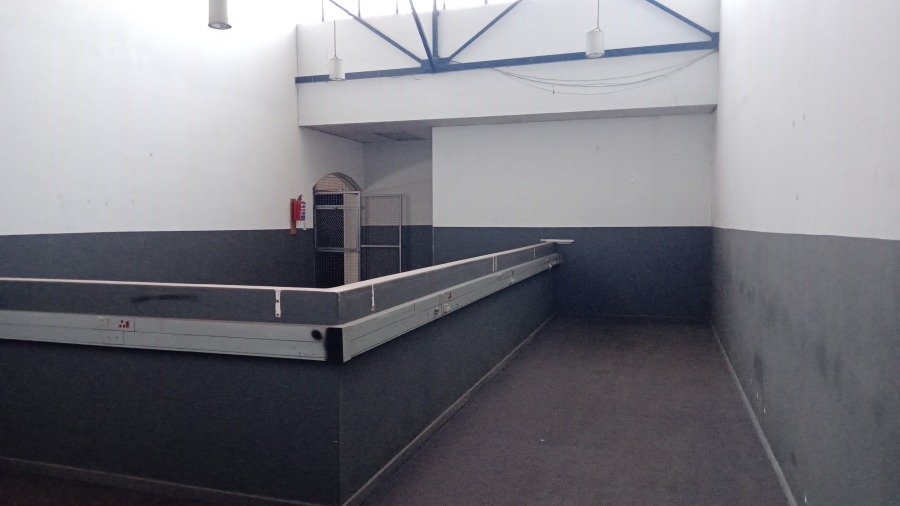 To Let commercial Property for Rent in Benrose Gauteng