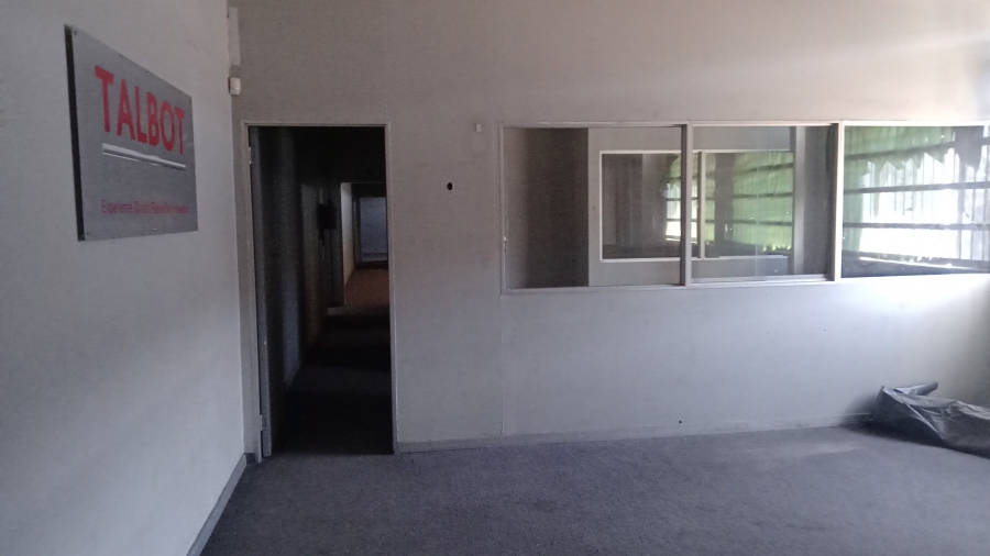 To Let commercial Property for Rent in Benrose Gauteng