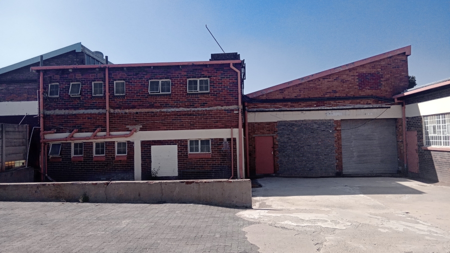 To Let commercial Property for Rent in Benrose Gauteng