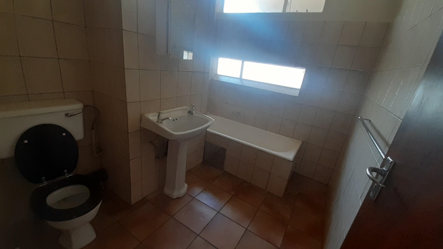 To Let 1 Bedroom Property for Rent in Randhart Gauteng