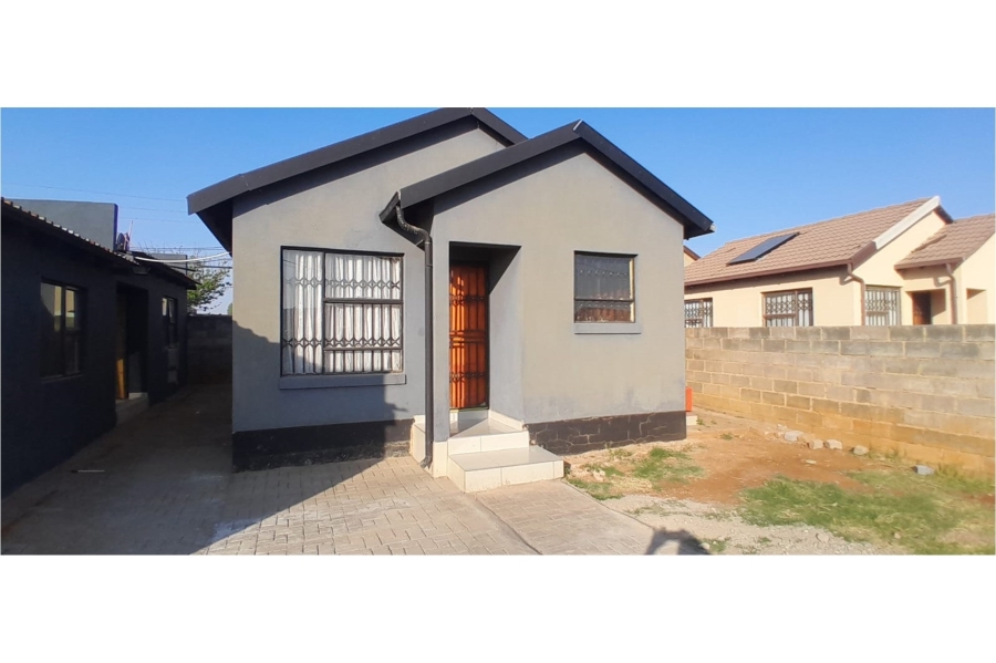 2 Bedroom Property for Sale in Bram Fischerville Gauteng