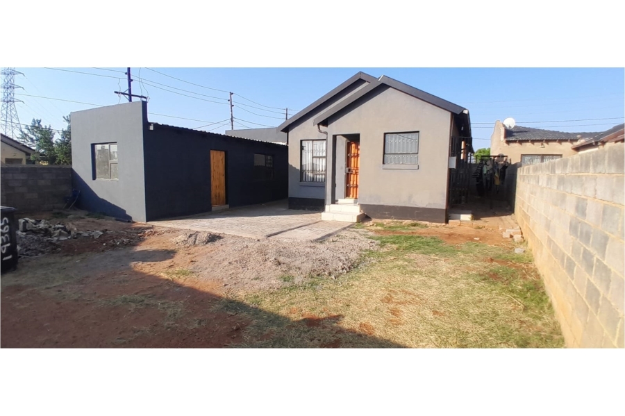 2 Bedroom Property for Sale in Bram Fischerville Gauteng