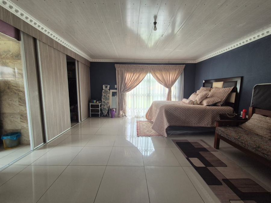 4 Bedroom Property for Sale in Sonland Park Gauteng