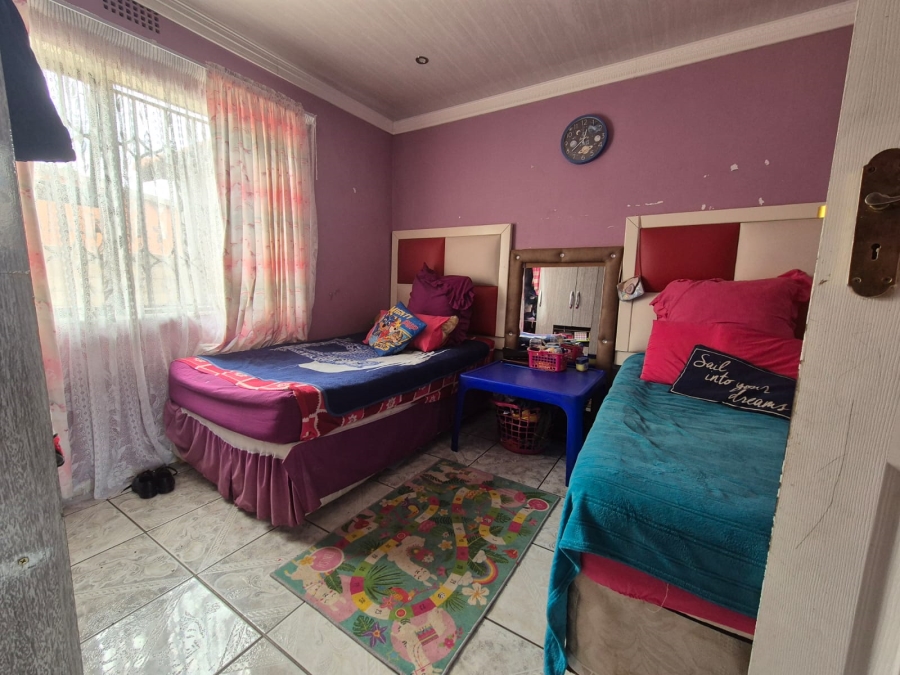 4 Bedroom Property for Sale in Sonland Park Gauteng