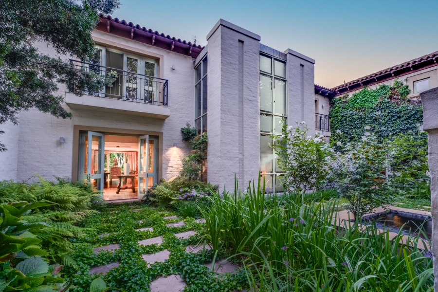 5 Bedroom Property for Sale in Bryanston Gauteng
