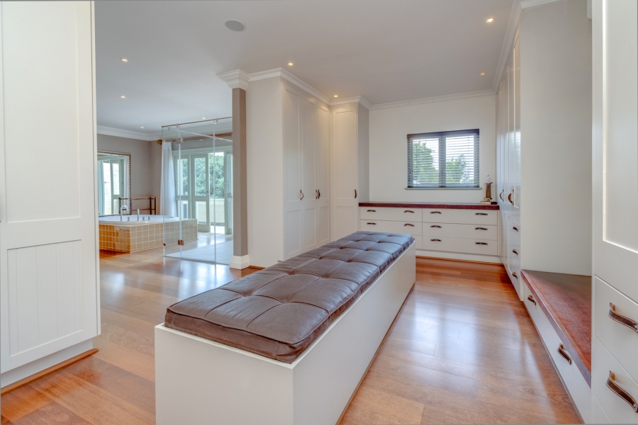 5 Bedroom Property for Sale in Bryanston Gauteng