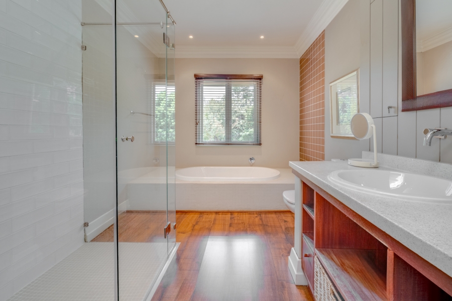 5 Bedroom Property for Sale in Bryanston Gauteng