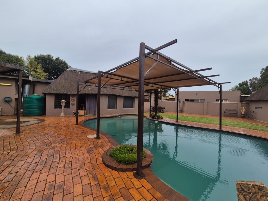 4 Bedroom Property for Sale in Duncanville Gauteng