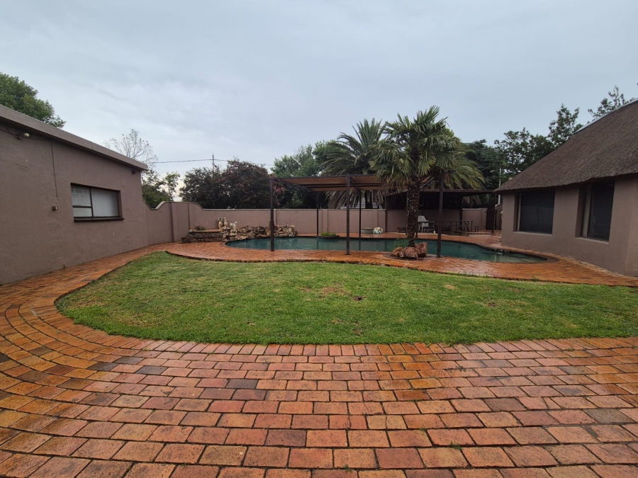 4 Bedroom Property for Sale in Duncanville Gauteng