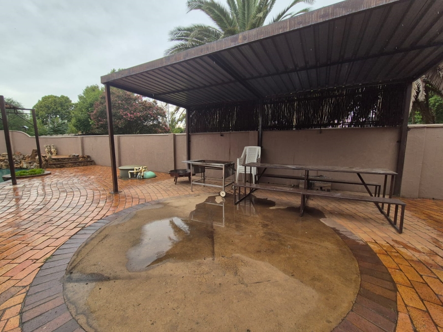 4 Bedroom Property for Sale in Duncanville Gauteng