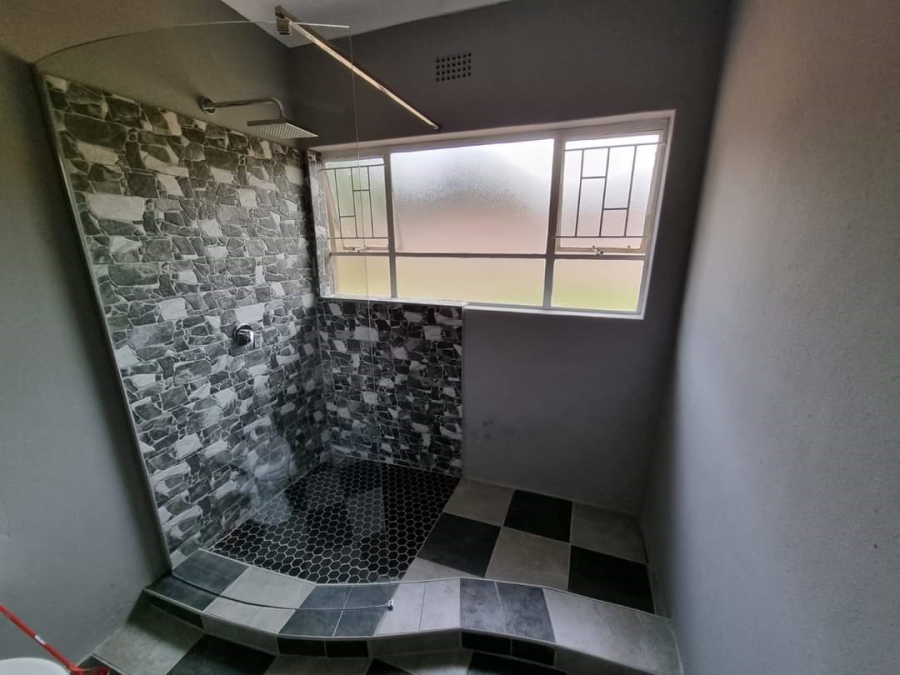 4 Bedroom Property for Sale in Duncanville Gauteng