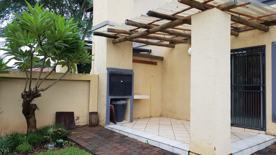 To Let 2 Bedroom Property for Rent in Annlin Gauteng