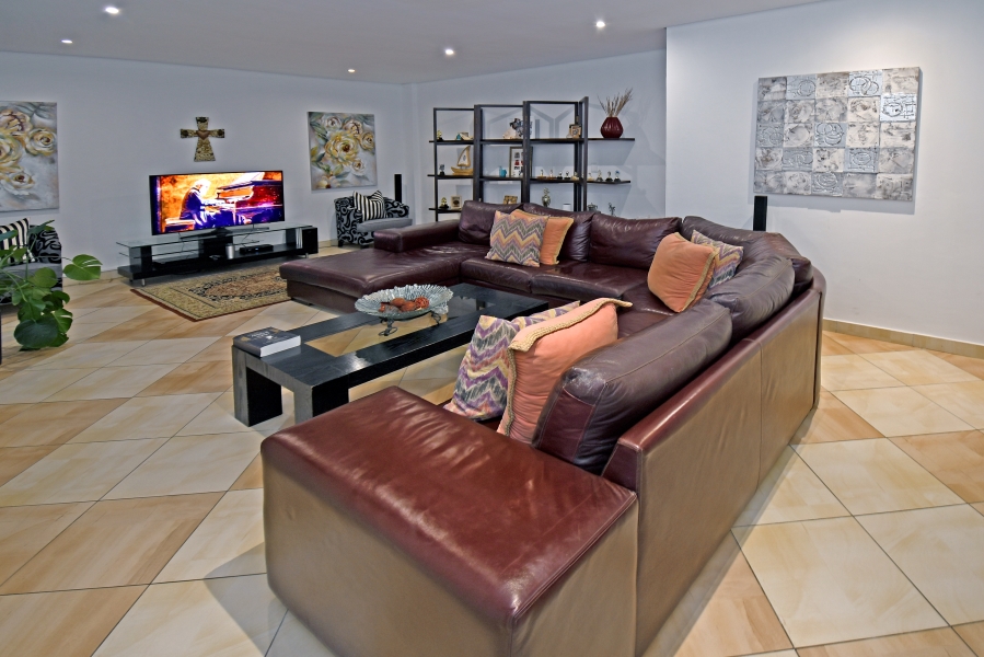 4 Bedroom Property for Sale in Bryanston Gauteng