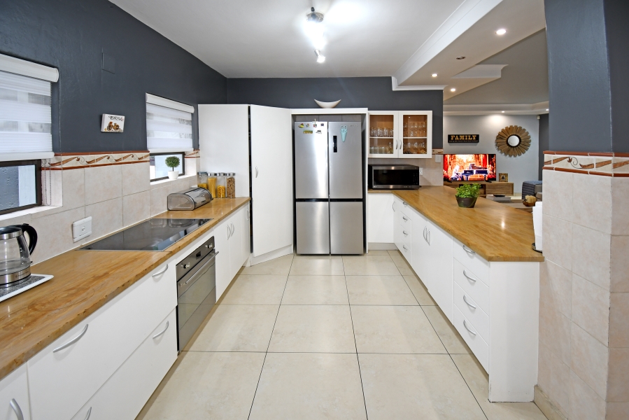 4 Bedroom Property for Sale in Bryanston Gauteng