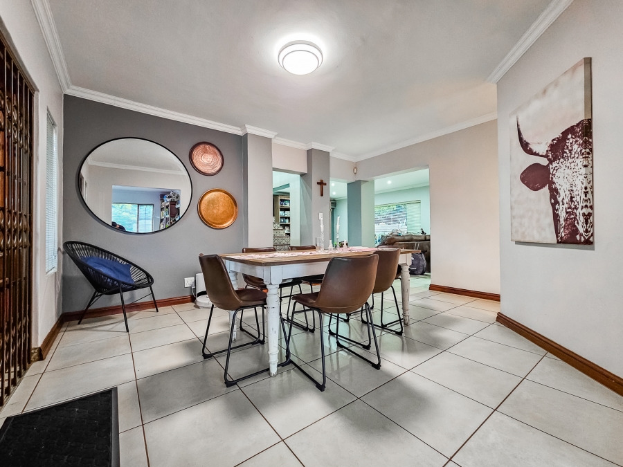 4 Bedroom Property for Sale in Faerie Glen Gauteng
